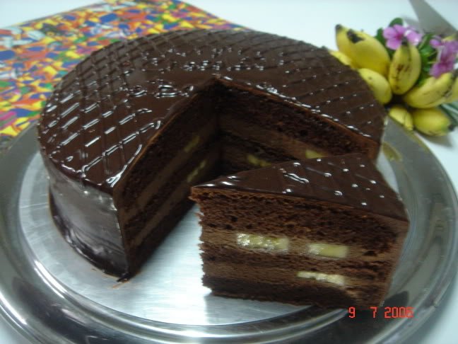 chocolatebananacake004-1.jpg
