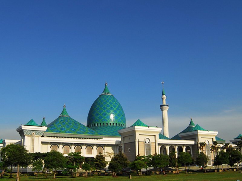 masjidalakbarsurabayaindonesia-1.jpg