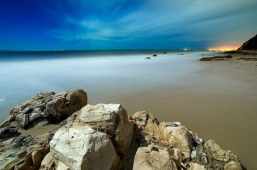 137941875 65eee22e13 1 - Awesome Long Exposure Beach Photos.