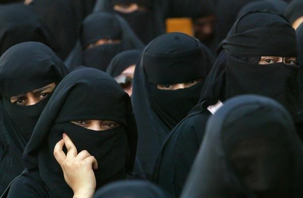 niqab_gallery__600x3920-1.jpg