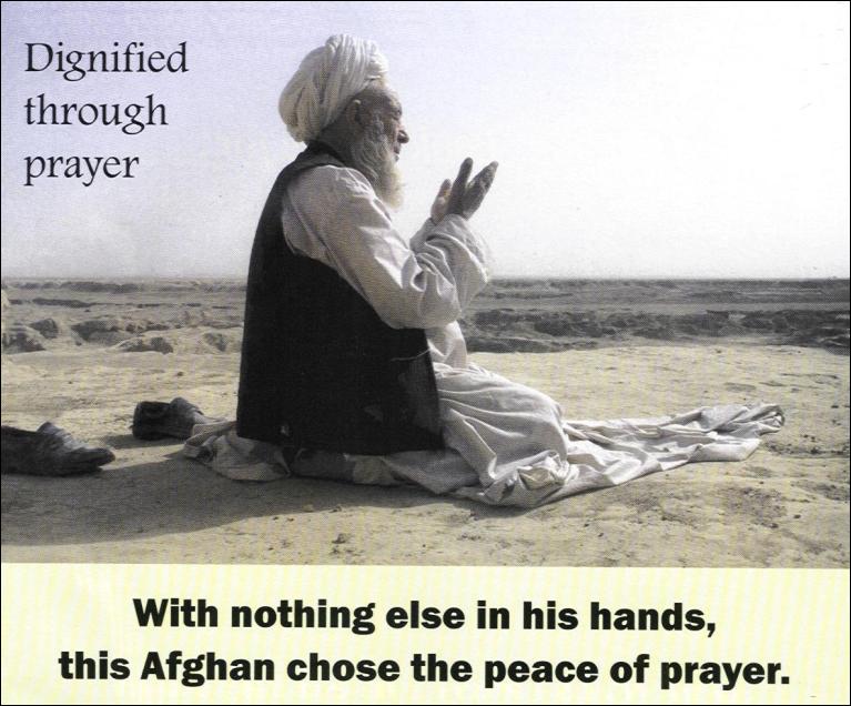 save0024ck 1 - (namaz) muslim praying all around the  world ( beautiful pictures )