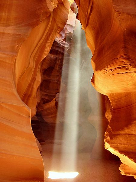 450pxUSA_AntelopeCanyon-1.jpg