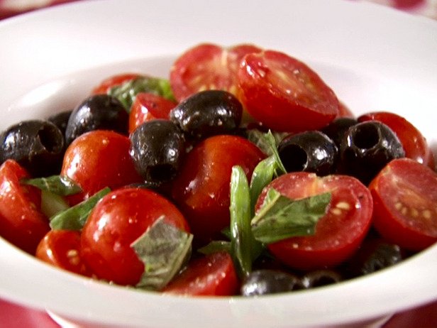 SH1113_CherryTomatoesandOliveSalad_lg-1.jpg