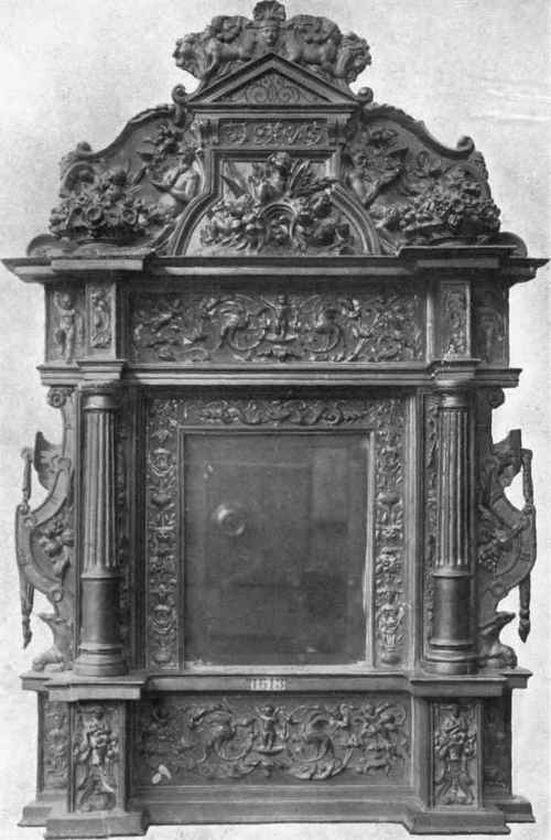 SixteenthCenturyItalianMirrorClunyMuseum-1.jpg