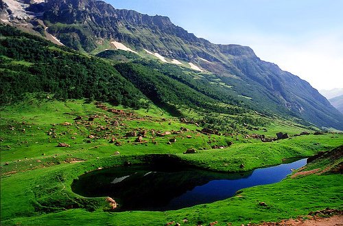 azadkashmirphoto-1.jpg