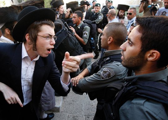 26728 1 - Ultra-Orthodox Jews shoming their true colour!