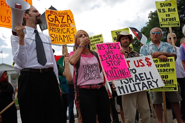 AntiIsraeliProtestsTakePartAcross4f-1.jpg