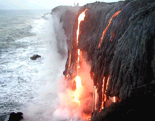 VolcanoFlowAug2002-1.jpg