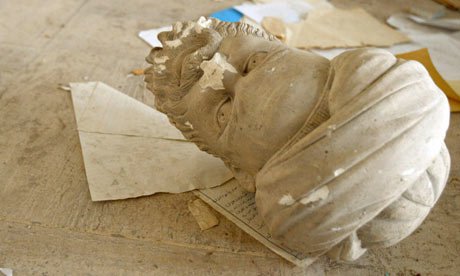 Abeheadedsculptureint002-1.jpg