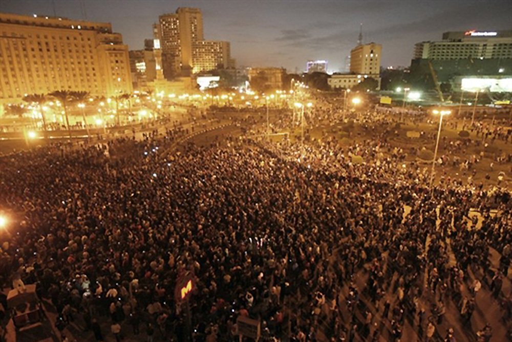 2011125185159122472 8 1 - Post your favorite photo of the Egyptian protests