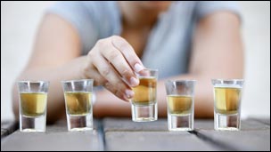  51323381 drinks 1 - Thousands are 'at risk of alcohol death' say doctors