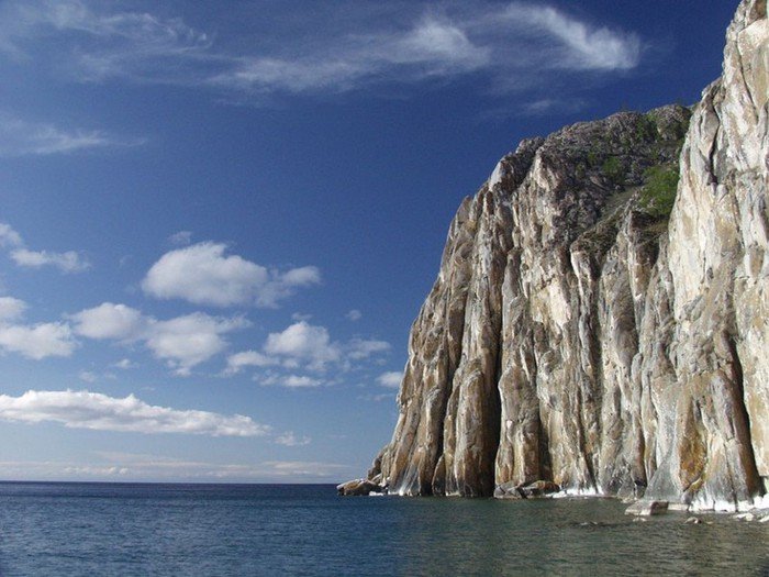 53597438_010-1.jpg