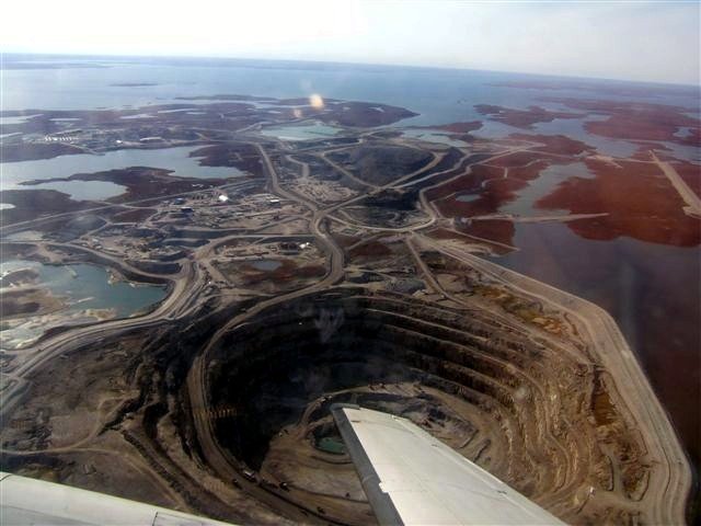 Diavik Diamond Mine 1 - The Most Deepest Holes On Planet Earth.