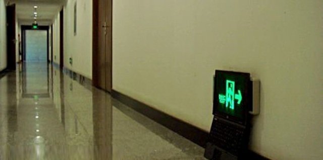 LaptopFunny28829-1.jpg