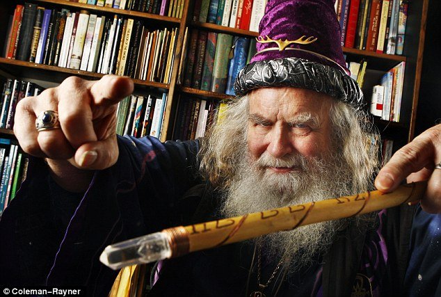 article00D6A9C37000005DC269 634x427 1 - Real-life Dumbledore opens world's first wizard school.
