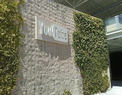 youtube office 01 1 - A Visit to You Tube Office.