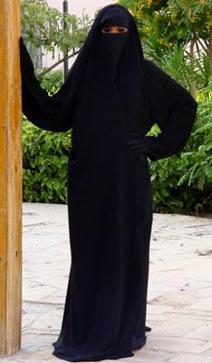 OverheadAbayaEssenceofBlack 1 - Why should I wear hijab?