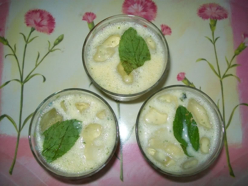 MangoLassi-1.jpg