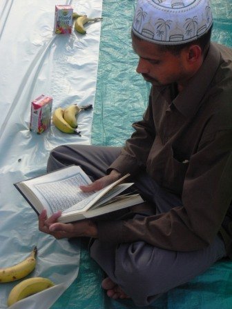 21iftarmadinah12-1.jpg