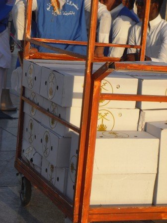 21iftarmadinah3-1.jpg
