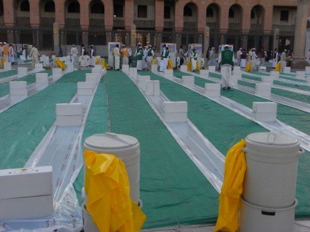 21iftarmadinah5-1.jpg