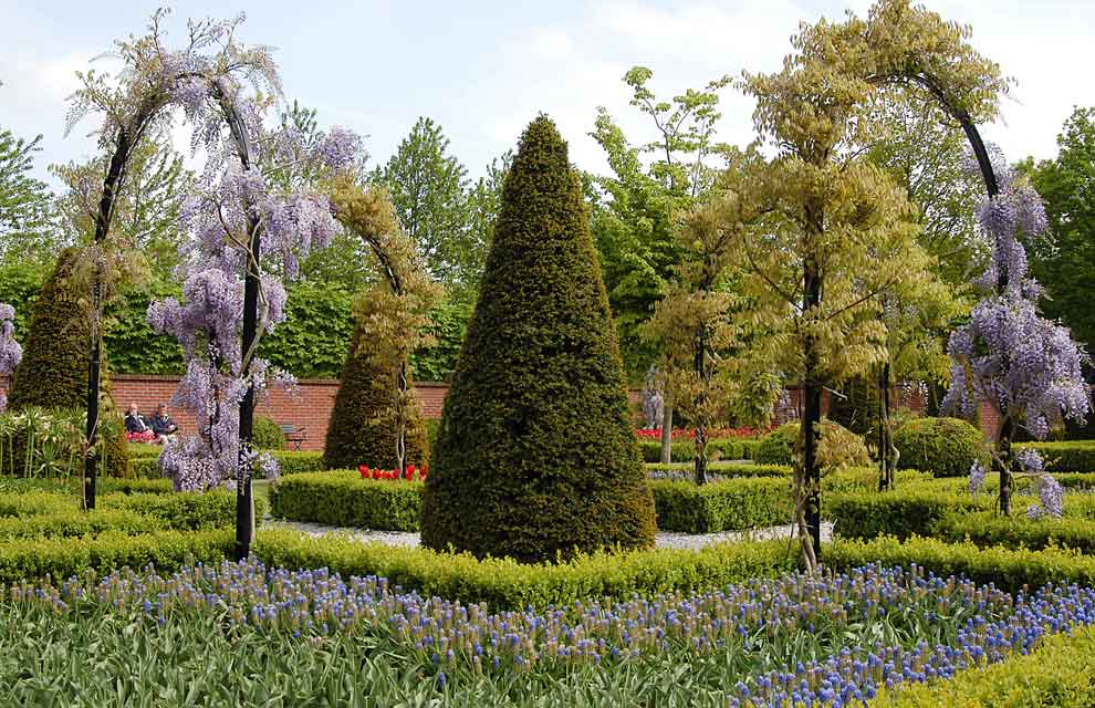 a_park_003a-1.jpg