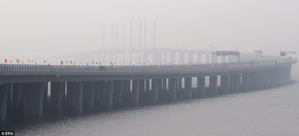 article20097480CCC76C200000578591 964x43 1 - World's longest sea bridge opens in China.