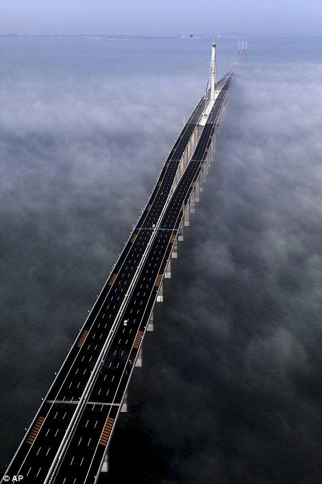 article20097480CCC840100000578943 470x70 1 - World's longest sea bridge opens in China.