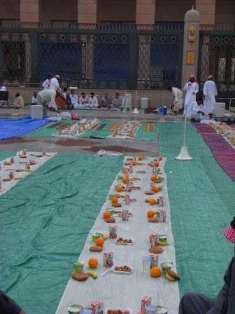 madinah2iftar18 1 - The Most Precious Moments In The Most Precious Places.