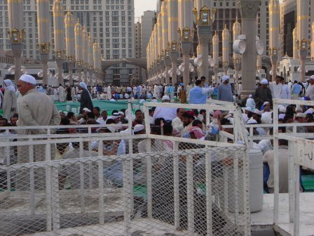 madinah2iftar3-1.jpg