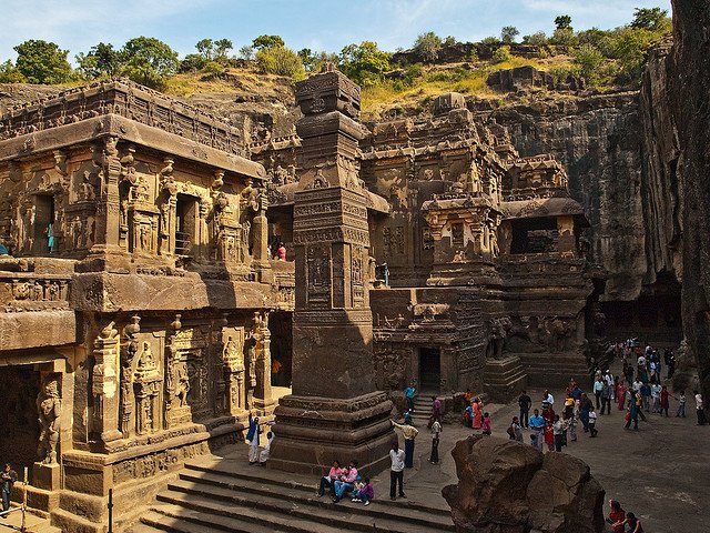 Kailash2 1 - Living Rock – Massive Monuments Carved In Situ.