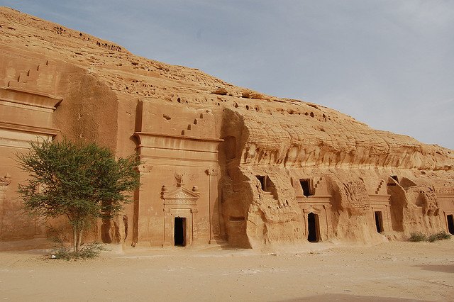 Mada2527inSaleh1 1 - Living Rock – Massive Monuments Carved In Situ.