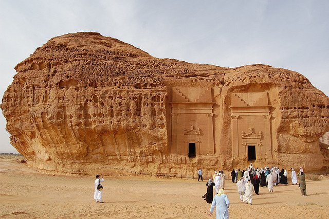 Mada2527inSaleh2 1 - Living Rock – Massive Monuments Carved In Situ.