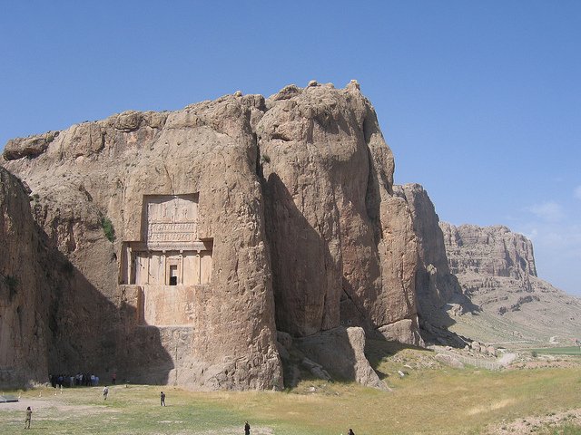 NaqsheRustam3-1.jpg