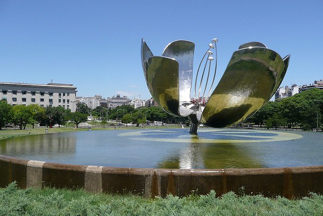 6 1 - Floris Genérica- The Big Metal Flower of Buenos Aires.