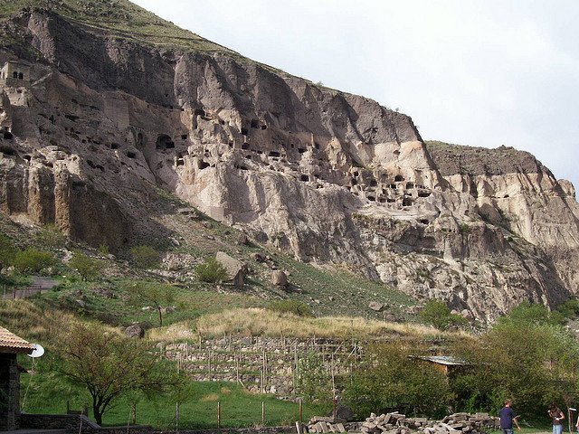 17 1 - The Cave City of Vardzia.