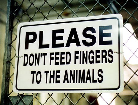 funnyzooanimalssigns-1.jpg