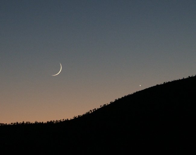 Moon1-1.jpg