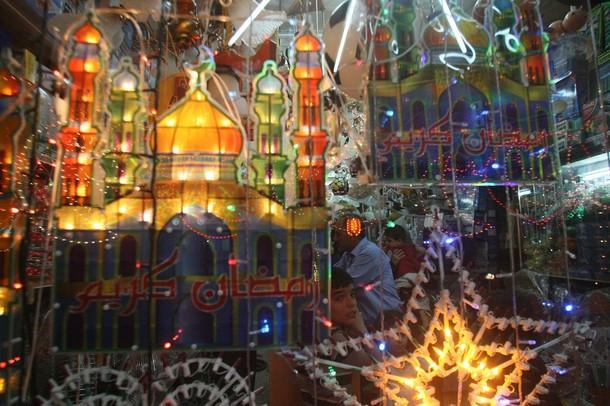 ramadan2012palestine0b2jpgw1000h 1 - Ramadhan 2012 around the world in pictures