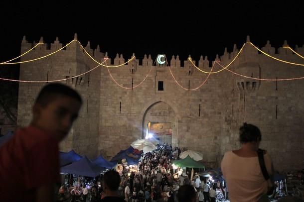 ramadan2012palestine31fjpgw1000h 1 - Ramadhan 2012 around the world in pictures