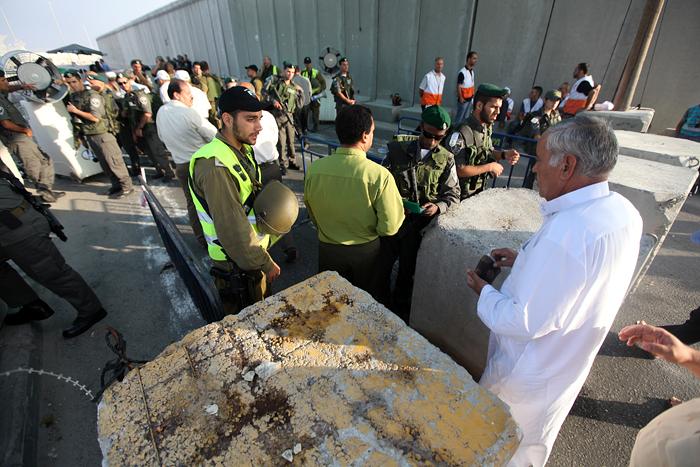 ramadan2012palestine33ejpgw1000h 1 - Ramadhan 2012 around the world in pictures