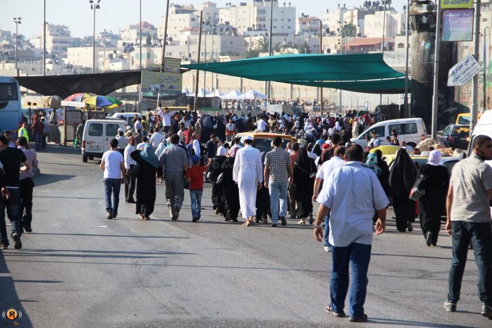 rayaaug32012qalandiya7jpgw1000h 1 - Ramadhan 2012 around the world in pictures