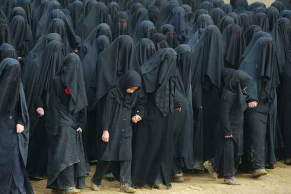 burqawomen1 1 - Niqaab related question