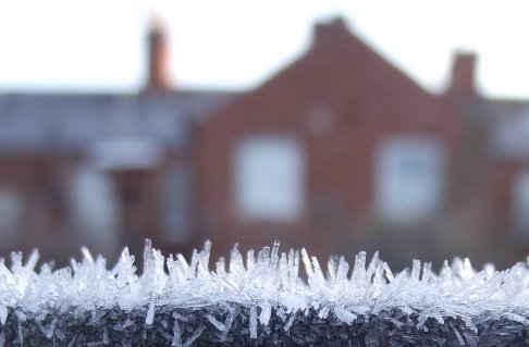 frostyfence930-1.jpg