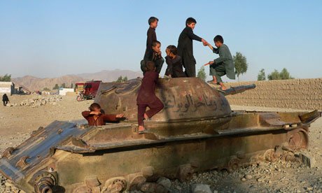 Afghanboysplayonther010-1.jpg