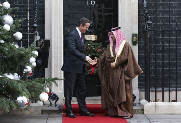 HamadAlKhalifaPrimeMinisterWelcomesKinga-1.jpg