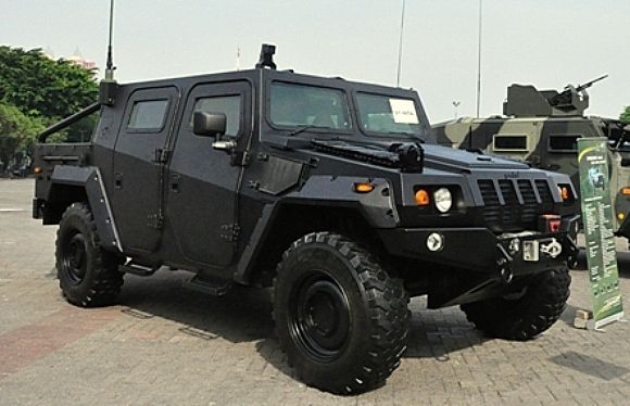 Rantis_4x4_Komodo-1.jpg