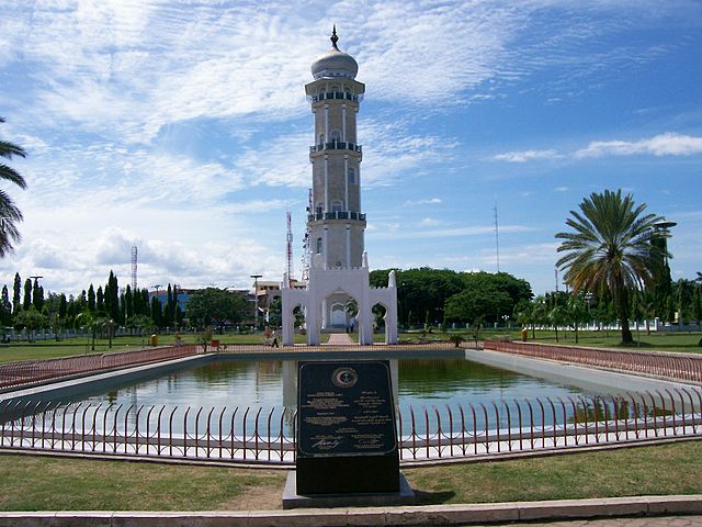 640pxTugu Modal AcehJPG 1 - Mosques in Indonesia