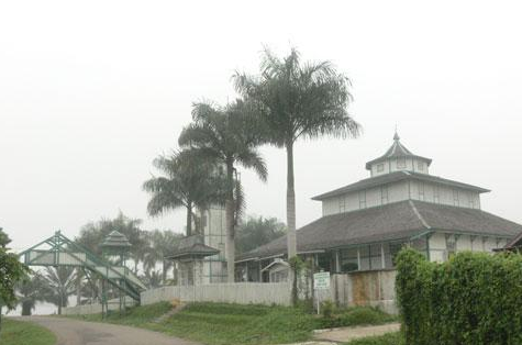 Masjid Jamik Sultan NataPNG 1 - Mosques in Indonesia