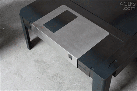 Floppydisktable-1.gif